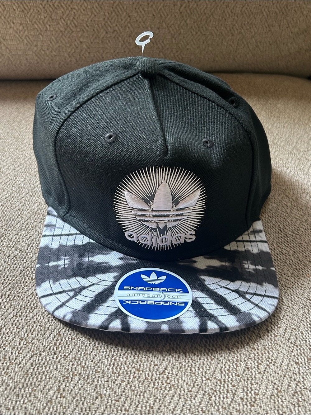Vintage NWT Adidas Men’s Black Snapback Hat Solar Burst Cap Deadstock NIP Gnarly